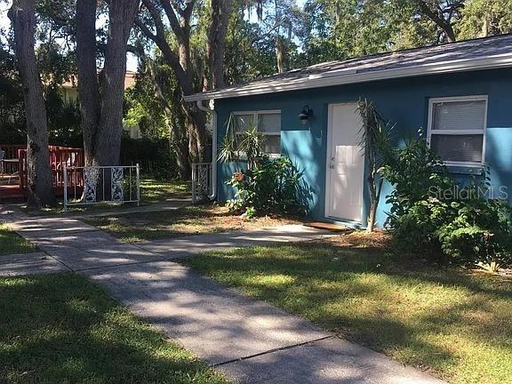 property at 418 New York Ave