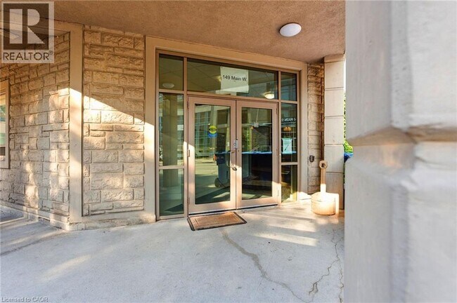 149 Main St W in Hamilton, ON - Building Photo - Building Photo