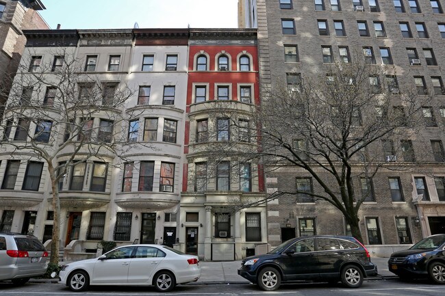 308 W 106th St in New York, NY - Building Photo - Building Photo