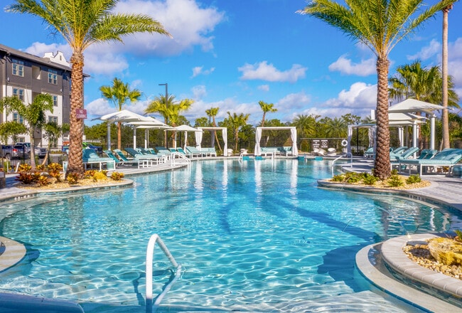 Botanic Waterside at Lakewood Ranch