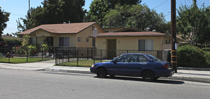 11010 Mcgirk Ave in El Monte, CA - Foto de edificio - Building Photo