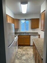 1124 Orca St in Anchorage, AK - Building Photo - Building Photo