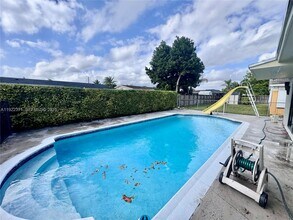 19720 SW 118th Pl in Miami, FL - Building Photo - Building Photo