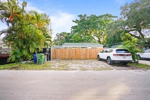 1416 SW 27th St in Fort Lauderdale, FL - Building Photo