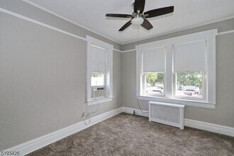 4 Highland Pl in Maplewood, NJ - Building Photo - Building Photo