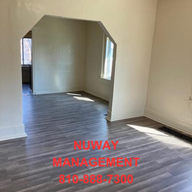 3909 Cuthbertson St in Flint, MI - Building Photo - Building Photo