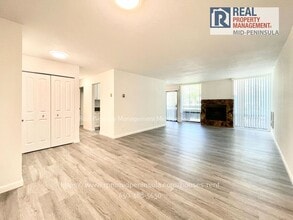 1051 Beach Park Blvd in Foster City, CA - Building Photo - Building Photo