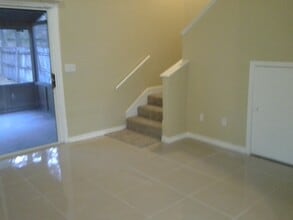 7648 Jana Ln S in Jacksonville, FL - Building Photo - Building Photo