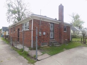 19457 Healy St in Detroit, MI - Building Photo - Building Photo