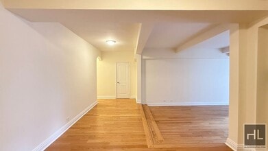 EAST 56 STREET in New York, NY - Building Photo - Building Photo