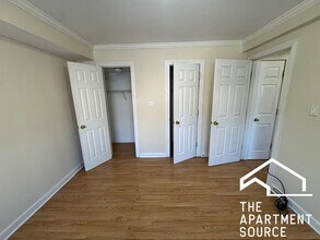 2704 W Lunt Ave in Chicago, IL - Building Photo - Building Photo