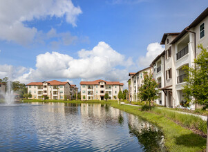 Tuscan Reserve Apartments in Palm Coast, FL - Foto de edificio - Building Photo