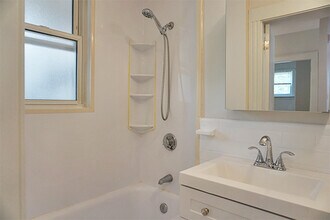 2 Ivaloo St in Somerville, MA - Building Photo - Building Photo