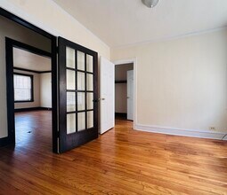 5058 N Wolcott Ave in Chicago, IL - Building Photo - Building Photo