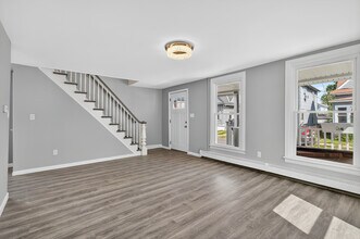 10 Bruce St in Port Jervis, NY - Building Photo - Building Photo