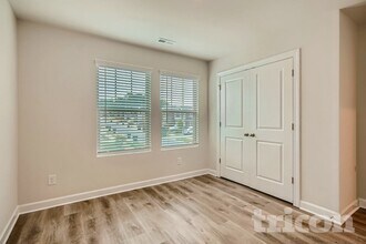 9205 Festival Wy in Mint Hill, NC - Building Photo - Building Photo