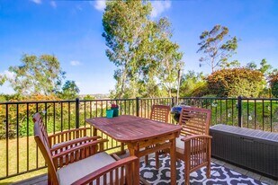 3064 Avenida Christina in Carlsbad, CA - Building Photo