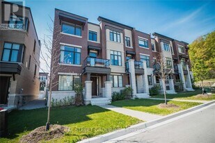 37 Carrville Woods Cir in Vaughan, ON - Building Photo
