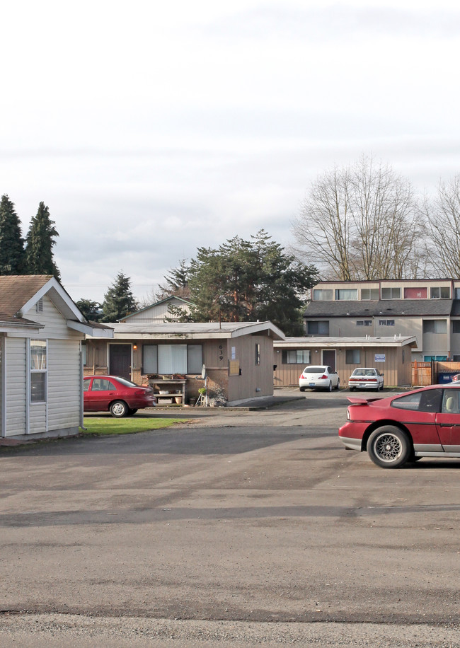 Davis Apartments in Kent, WA - Foto de edificio - Building Photo