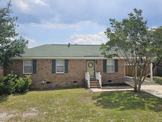 property at 10 Cinda Leigh Ct