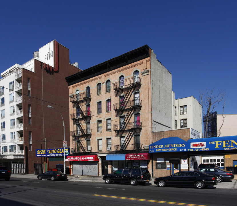 27-24 21st St in Astoria, NY - Building Photo