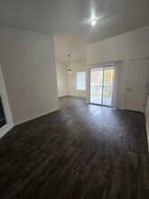 Southgate Apartments in Sandy, UT - Foto de edificio - Building Photo