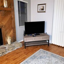 112 Woodlands Ct in Oldsmar, FL - Building Photo - Building Photo