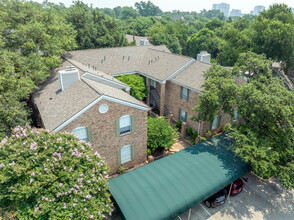 Central Austin in Austin, TX - Foto de edificio - Building Photo