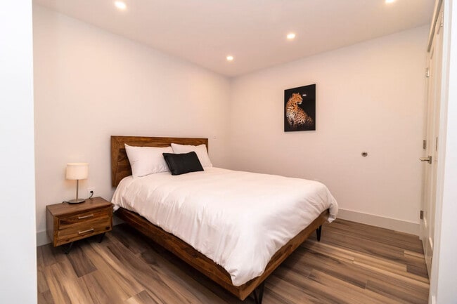 5515 Clyde St. in Halifax, NS - Building Photo - Building Photo