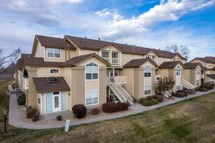 Steeplechase Condos in Littleton, CO - Building Photo