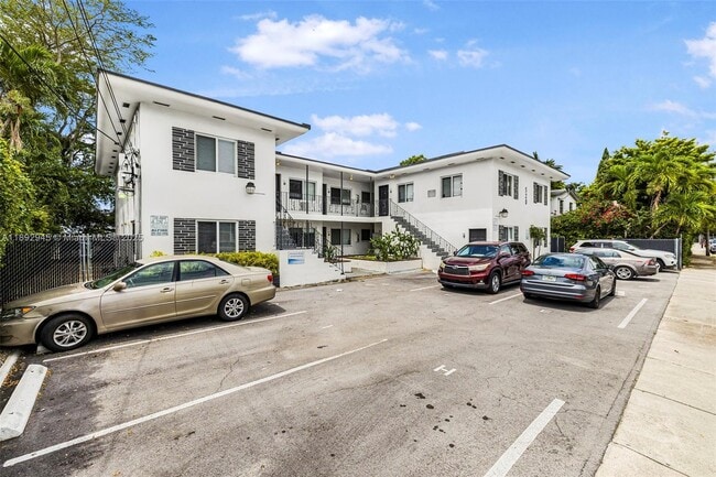 property at 520 NE 82nd Terrace