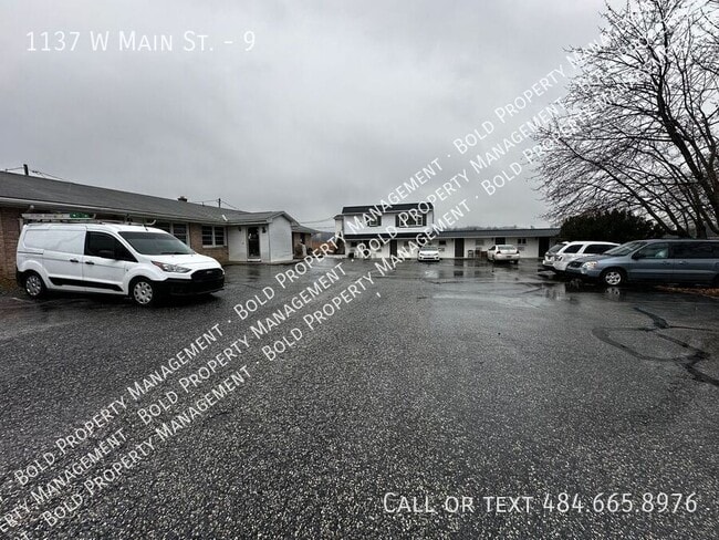 property at 1137 W Main St
