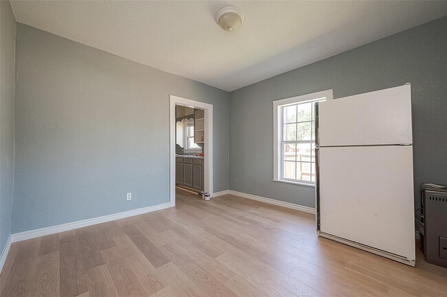 property at 4704 Farmer St