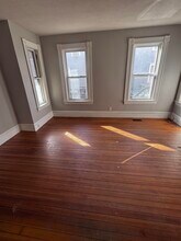 220 Broad St in Claremont, NH - Building Photo - Building Photo