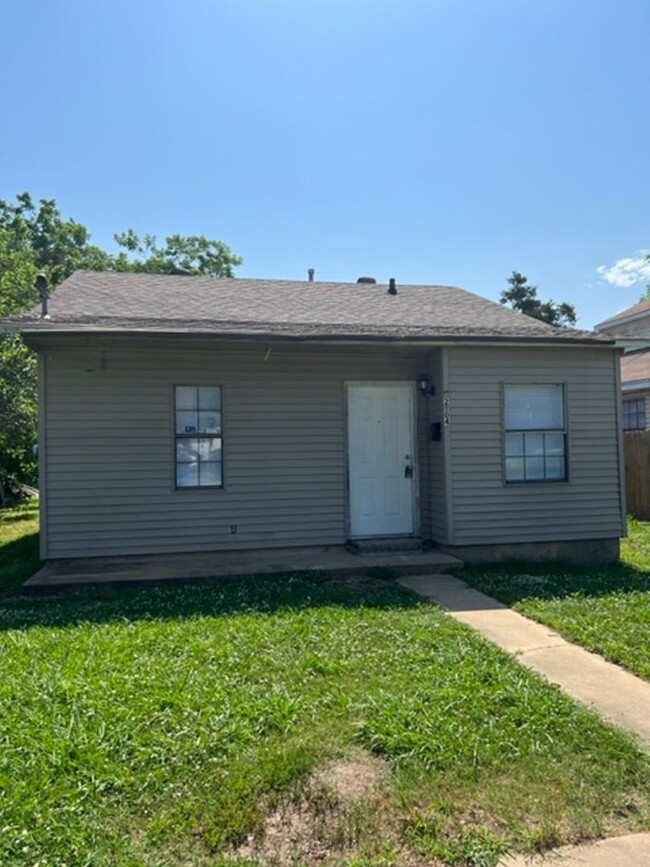 property at 2104 Clark St