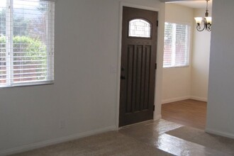 1232 Anita Ave in Ojai, CA - Building Photo - Building Photo