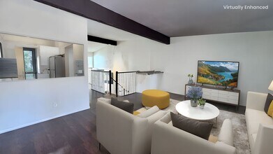 2404 Altisma Way in Carlsbad, CA - Building Photo - Building Photo