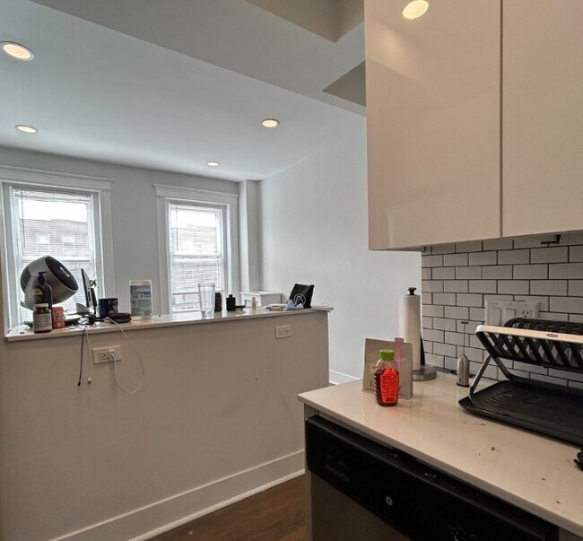 property at 32 Queensberry St