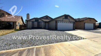 12421 Emeraldstone Dr in Victorville, CA - Building Photo - Building Photo