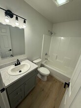 8460-8460 N Palmer Fishhook Rd in Palmer, AK - Building Photo - Building Photo