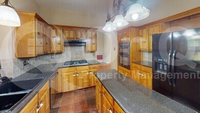 402 Baltusrol Cir in Garland, TX - Building Photo - Building Photo