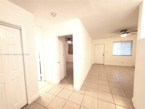 26 SE 3rd Terrace in Dania Beach, FL - Building Photo - Building Photo