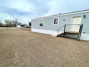 3175 E Snavely Ave in Kingman, AZ - Building Photo - Building Photo