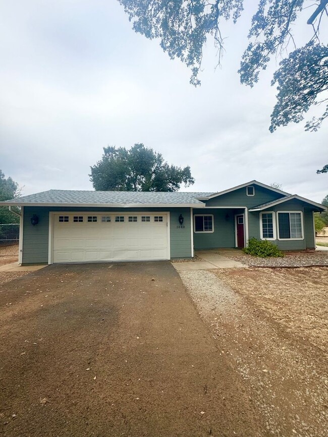 property at 1040 Michael Ln