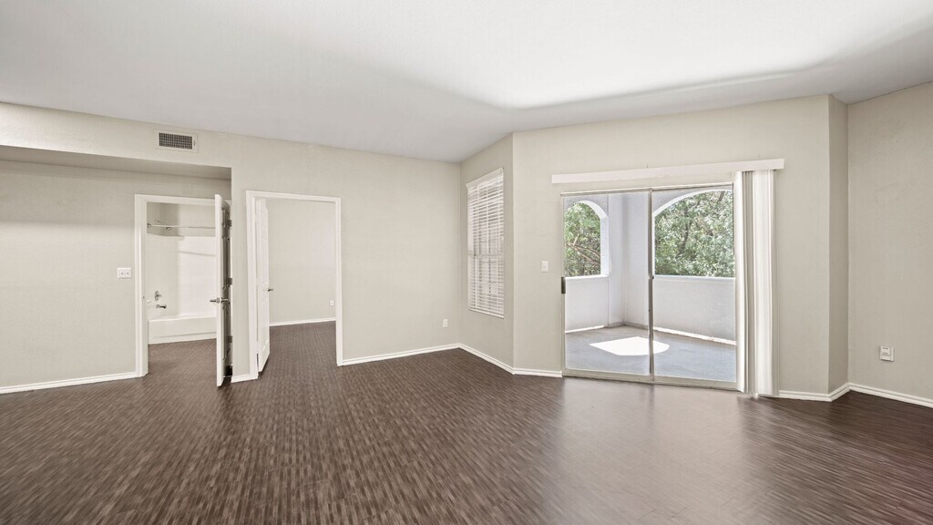 Ellie Apartments in Austin, TX