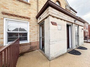 5816 Mardel Ave, Unit 1st Floor East in St. Louis, MO - Foto de edificio - Building Photo