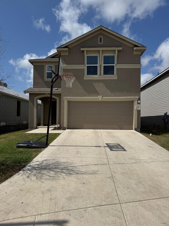 3006 Old Almonte Dr in San Antonio, TX - Building Photo