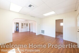 512 S College Ave in College Place, WA - Building Photo - Building Photo