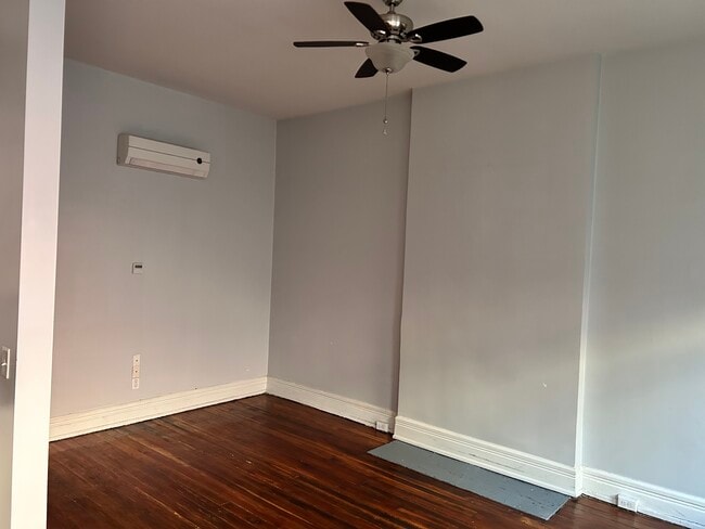 30 West Court Street, Unit 204 in Cincinnati, OH - Foto de edificio - Building Photo
