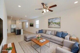 10746 W Bloch Rd, Unit WAIT2BD in Tolleson, AZ - Foto de edificio - Building Photo